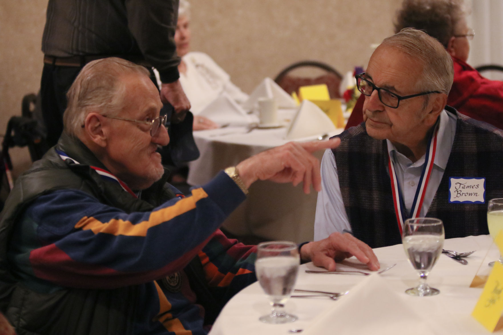 Geisen hosts vets again